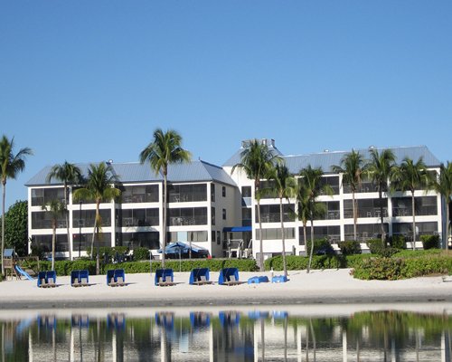 Mariner's Boathouse and Beach Resort Image