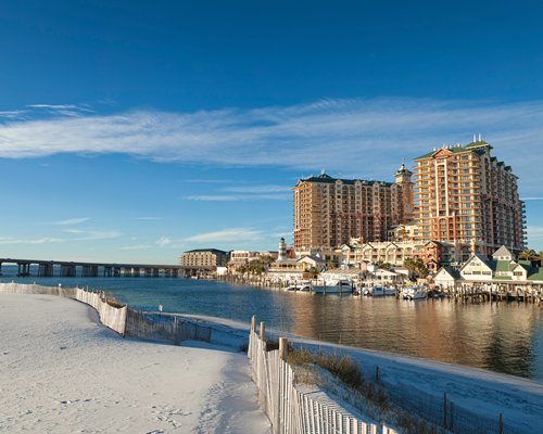 Mahindra RCI Resort Directory Listing For Destin city 